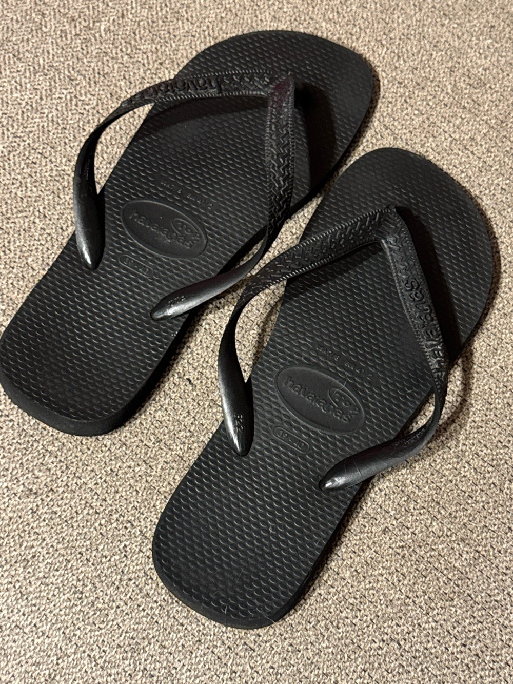 Havaianas Black Classic Slim Flip Flops